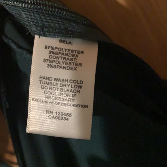 Forest Green V-neck Jumpsuit - Picture 7 of 7